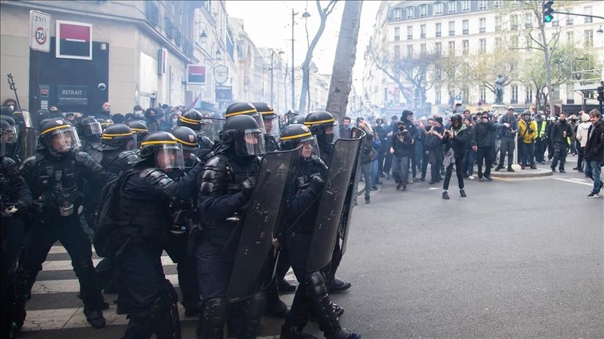 Ministri francez paralajmëroi ‘përgjigje të rreptë’ në rast dhune gjatë Ditës së Bastiljes