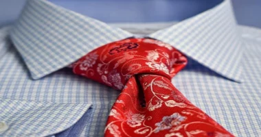 Talibanët ndalojnë kravatën: Është një simbol i krishterë