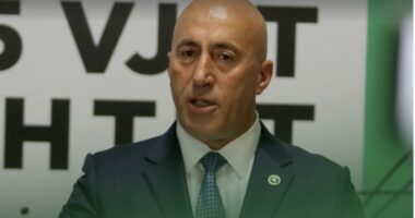 Haradinaj rendit “lajthitjet” e Kurtit: Qeveria po na ngul thikë pas shpine