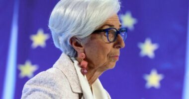 Presidentja e BQE: Eurozona po i afrohet objektivit të inflacionit prej 2 përqind