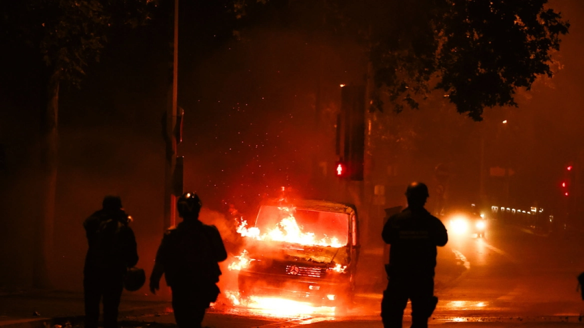 Protestat në Francë/ Irani i bën thirrje Parisit për vetëpërmbajtje