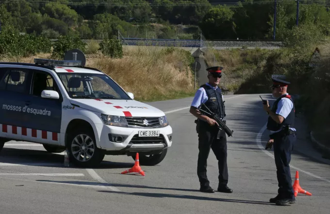 Horror në Spanjë, gjendet trupi i një fëmije pa kokë në plazh