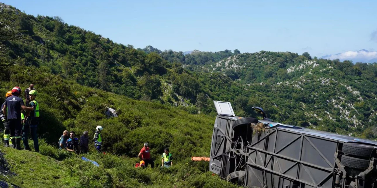 Përplaset autobusi me turistë në Spanjë, 10 të plagosur