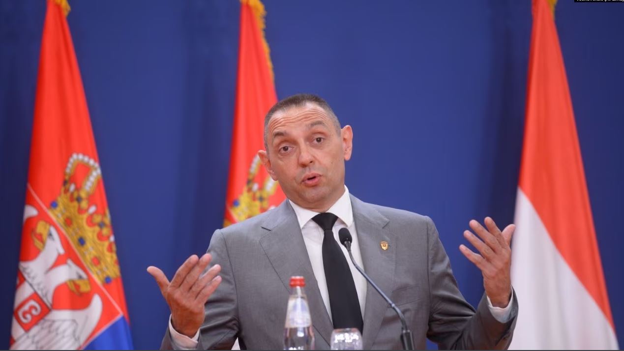 SHBA ‘vulos’ Vulin: Njeri i Rusisë/ Sanksionohet kreu i shërbimeve sekrete serbe