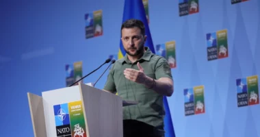Zelensky: Mbështetja perëndimore varet nga zhvillimet në frontin e luftës