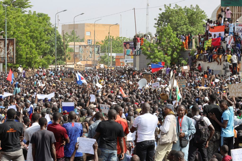 SHBA pezullon ndihmën humanitare pas grushtit të shtetit në Nigeri