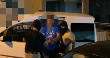 Sarandë/ Shfrytëzonin “Beach Barin” për të shpërndarë kanabis, arrestohet punonjësi i policisë dhe bashkëpunëtori i tij