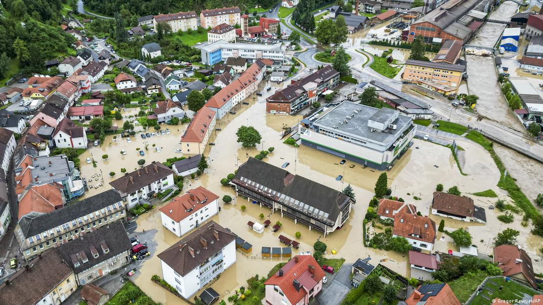 Sllovenia në luftë me katastrofën më të rëndë natyrore