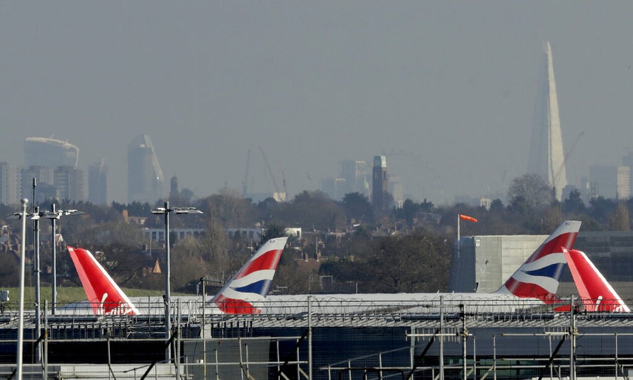 Britani, punonjësit e aeroportit Gatwick paralajmërojnë greva të mëdha