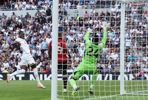 Onana për humbjen e United: Nuk mendoj se Tottenham ishte më i mirë se ne