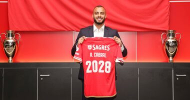 Ditë prezantimesh, Benfica zyrtarizon dy transferime radhazi
