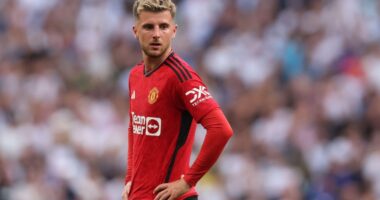 Tronditen “djajtë e kuq”, Mason Mount mbetet 6 javë jashtë fushave