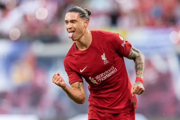 Spektakolar Nunez, Liverpool fiton me përmbysje ndaj Newcastle