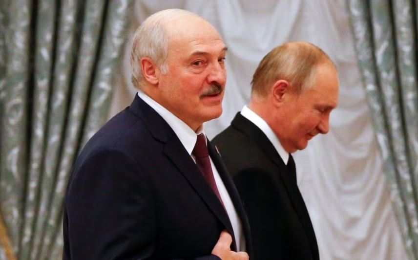 Lukashenko: Putin nuk po e shtyn Bjellorusinë që të hyjë në luftë me Ukrainën