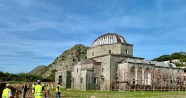 Xhamia e Plumbit në rikonstruksion, Rama: Tempulli do t’i kthehet besimtarëve dhe Shkodrës si destinacion turistik
