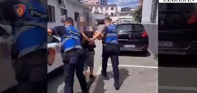 Vodhi në një objekt kulti, si dhe një biçikletë, arrestohet 59-vjeçari në Elbasan