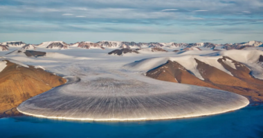 Shkrirja e akullnajave në Austri zbulon trupin e një alpinisti që u zhduk në vitin 2001