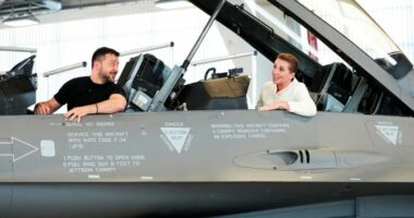 SHBA-ja gati të stërvitë pilotët ukrainas për avionët F-16