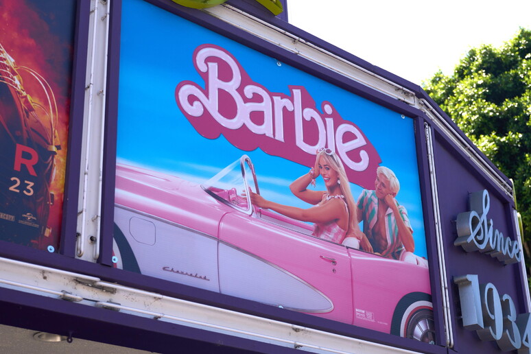 Filmi “Barbie” nuk njeh rivalë, grumbullon mbi 27 milionë euro