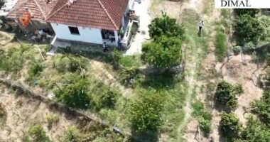 Zbulohet “shtëpi bari” në Berat, vihet në pranga pronari i banesës dhe dy vëllezërit: E pësojnë dhe dy punonjësit e OSHEE