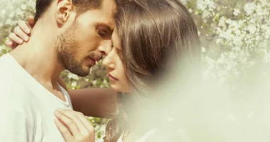 Lista/ 10 shtetet ku jetojnë njerëzit më të kënaqur me jetën e tyre seksuale