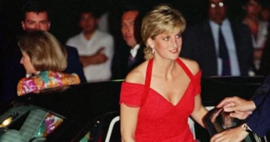 Pantallonat e preferuara të Princeshës Diana janë ende në modë