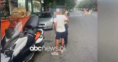 Drejtonin motomjetet pa patenta, arrestohen 5 shoferë në Elbasan