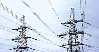 Vendet baltike përshpejtojnë planet për të dalë nga rrjeti elektrik i Rusisë