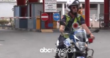 Vlora tundon dhe Melonin, kryeministrja italiane pushime me familjen e saj