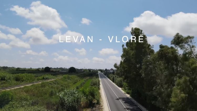 Pamje nga rruga e rikonstruktuar Levan-Vlorë, Rama nxjerr videon