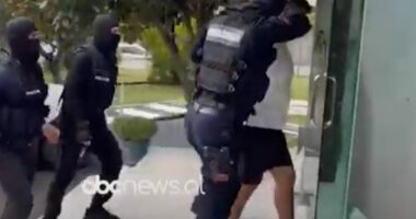 EMRI/ I dënuar me 20 vjet burgim, arrestohet i shpalluri në kërkim ndërkombëtar nga Interpoli