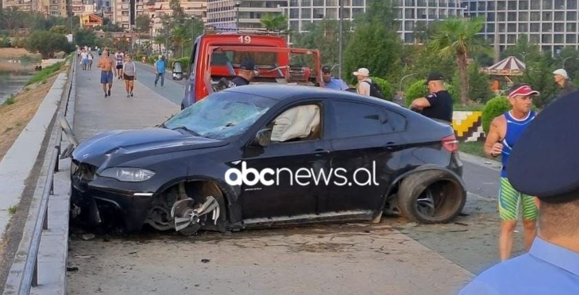 Aksidenti në digën e liqenit, reagon policia: “X6” drejtohej nga kushëriri i Vis Martinajt, 28-vjeçari shpallet në kërkim