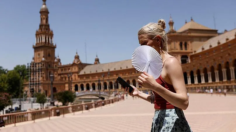 Vala e re e të nxehtit përfshin Spanjën, temperaturat në Valencia shkojnë në 47 gradë