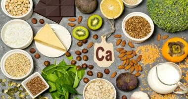 Nuk jeni duke marrë mjaftueshëm kalcium? Ja disa nga ushqimet ku mund ta gjeni