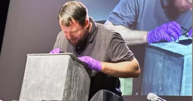 Zbulohet një kapsulë e varrosur prej 200 vitesh në SHBA, ajo çka ndodhej brenda shokoi Akademinë Ushtarake