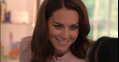 Moderatori zbulon gjestin e papritur të Kate Middleton kur i shkoi në shtëpi