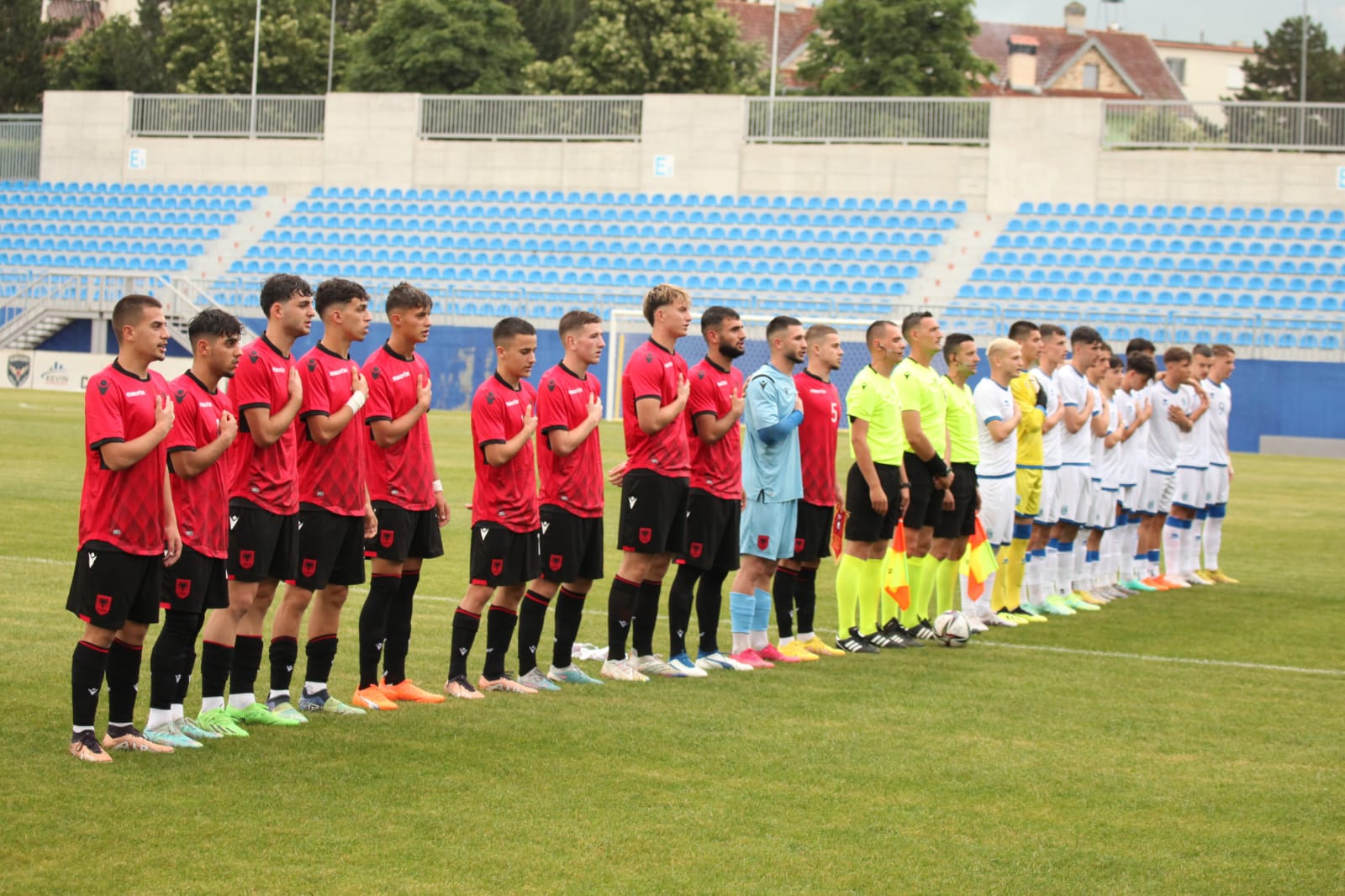 Shqipëria U-19 nis të dielën grumbullimin për miqësoren e “luksit”, Bulku fton 20 lojtarë