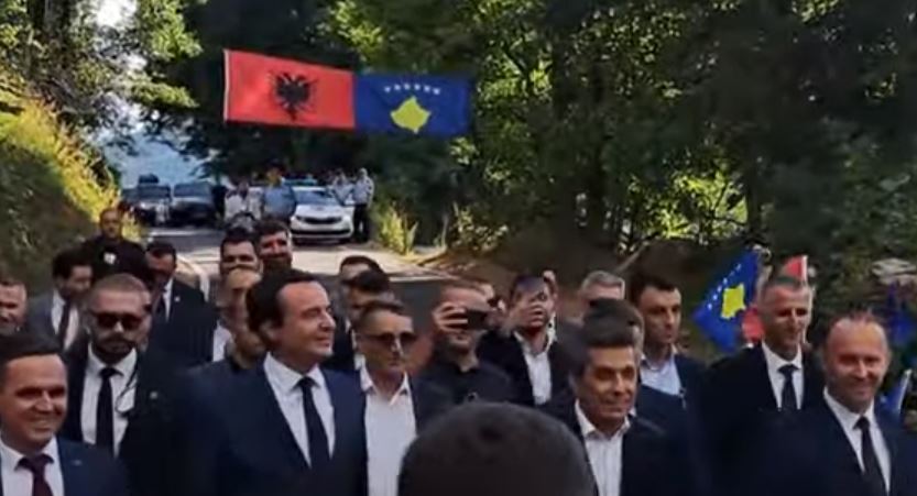 Padi penale për pritjen e Kurtit/ Ministria e Brendshme e RMV akuza ndaj kryetarëve të Tetovës dhe Çairit