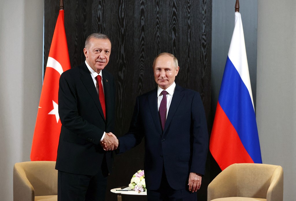 Erdogan javën e ardhshme në Rusi, do të takohet me Putin