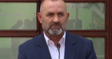 Manja: Dëmshpërblim financiar për 9 subjekte ish-të dënuarish politikë