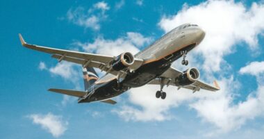 Fluturimet në Europë, Franca: Jo më low cost, ndotet ambienti, të rriten çmimet