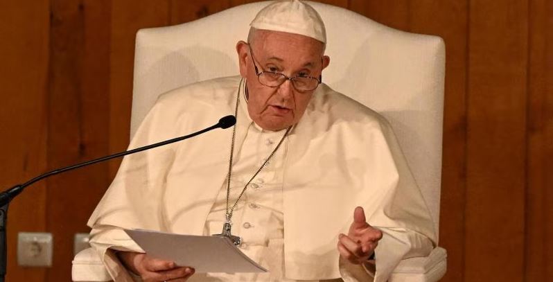 Kievi akuzon Papa Françeskun për ‘propagandë imperialiste’