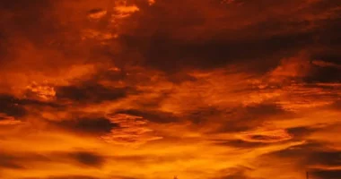 VIDEO/ Pse qielli bëhet portokalli në perëndim të diellit?