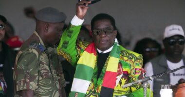Presidenti i Zimbabve thirrje qytetarëve: Votoni për mua dhe do të shkoni në parajsë