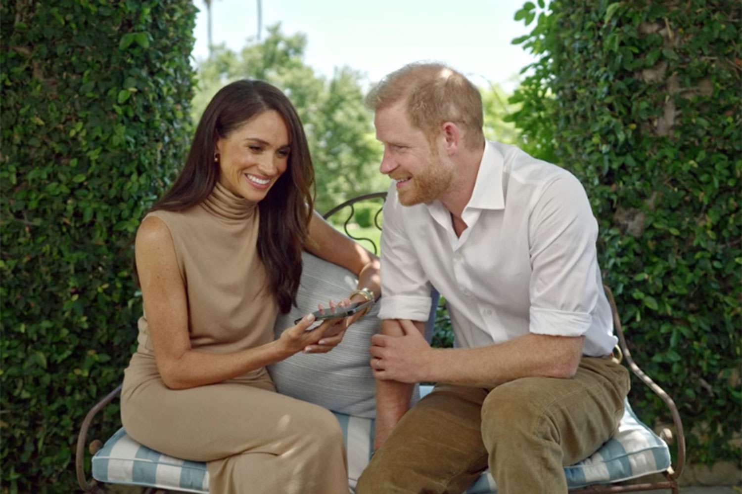 Sa para përfiton Meghan Marke nëse divorcohet nga Princi Harry