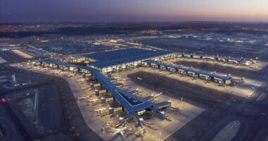 Aeroporti i Stambollit më i ngarkuari në Evropë në periudhën 21-27 gusht