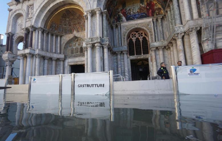 UNESCO: Venecia duhet të hyjë në listën e trashëgimive të rrezikuara