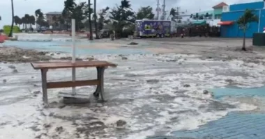 Uragani Idalia/ Karolina e Jugut shpall gjendjen e jashtëzakonshme, Florida përgatitet për evakuime