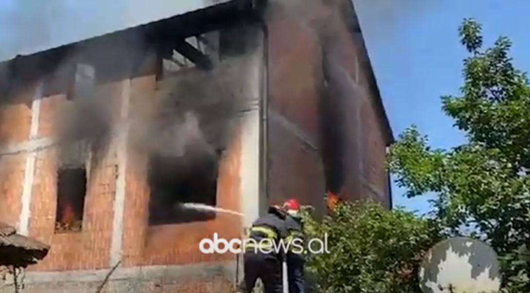 VIDEO/ Zjarr i madh në Kukës/ Përfshihet nga flakët vila trekatëshe, jetonin vetëm një çift të moshuarish