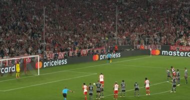 VIDEO/ Bayern Munich nuk ndalet, bavarez&euml;t sh&euml;nojn&euml; edhe t&euml; tretin